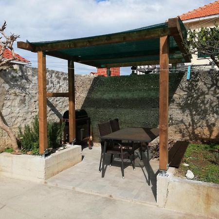 Apartman Postira Rot ภายนอก รูปภาพ